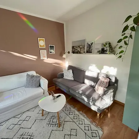 Gemuetlicher Altbau Im Herzen Von Апартаменты *